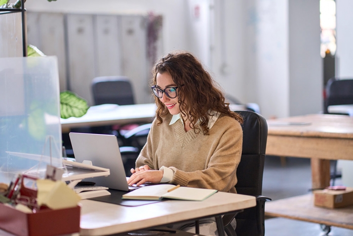 Employée en session de Micro Learning